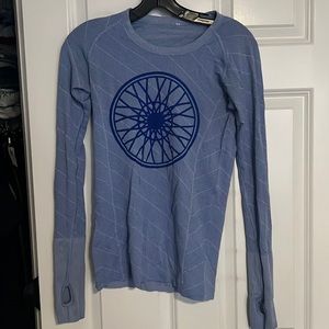 4 Lulu Lemon SoulCycle Blue Long Sleeve Top